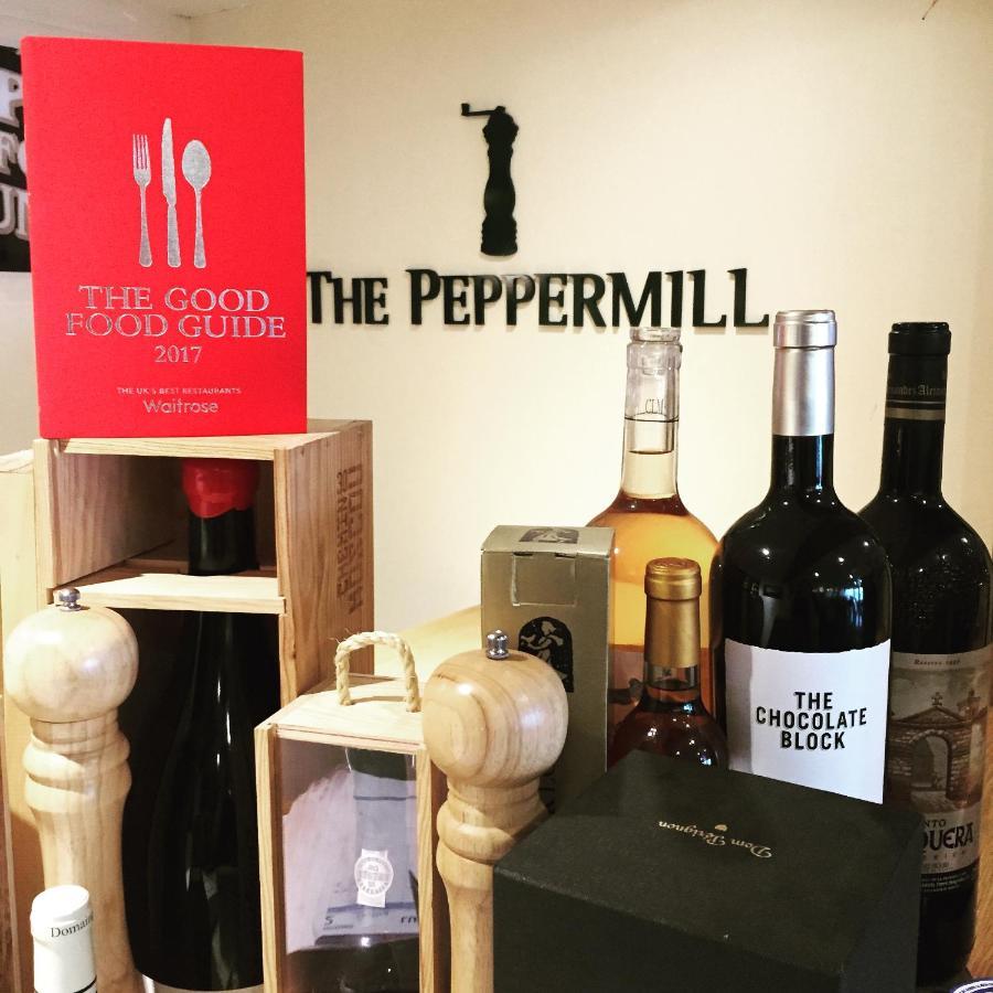 The Peppermill Town House Hotel & Restaurant ดิไวเซส ภายนอก รูปภาพ