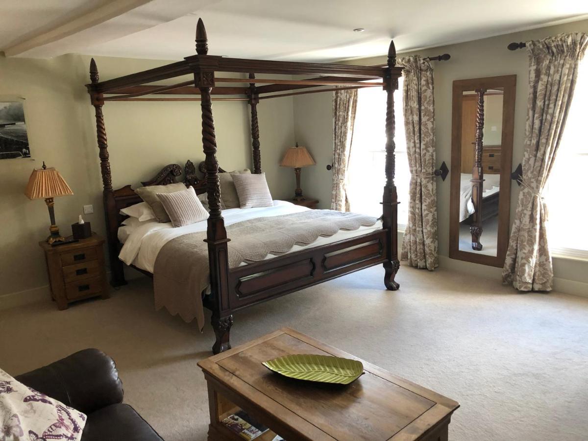 The Peppermill Town House Hotel & Restaurant ดิไวเซส ภายนอก รูปภาพ